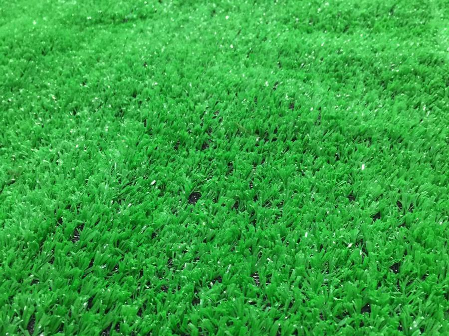 怎樣才能控制好人造草坪足球場(chǎng)的質(zhì)量?